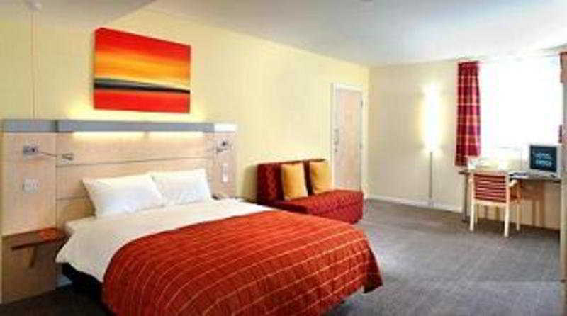 Holiday Inn Express Dublin-Airport By Ihg Santry Pokoj fotografie